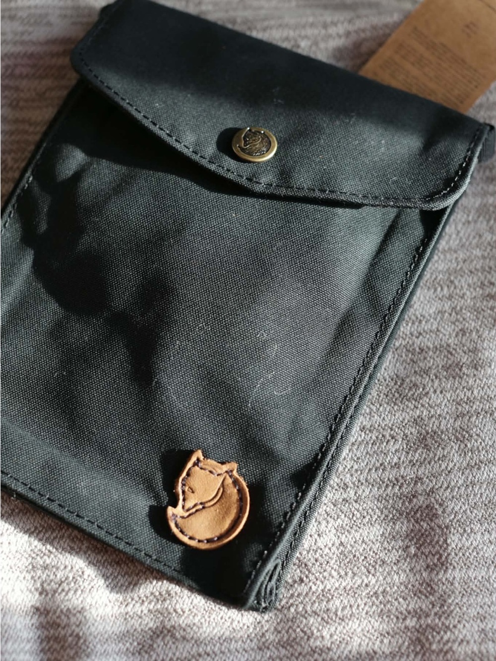 FJallaven Canvas Crossbody Pocket